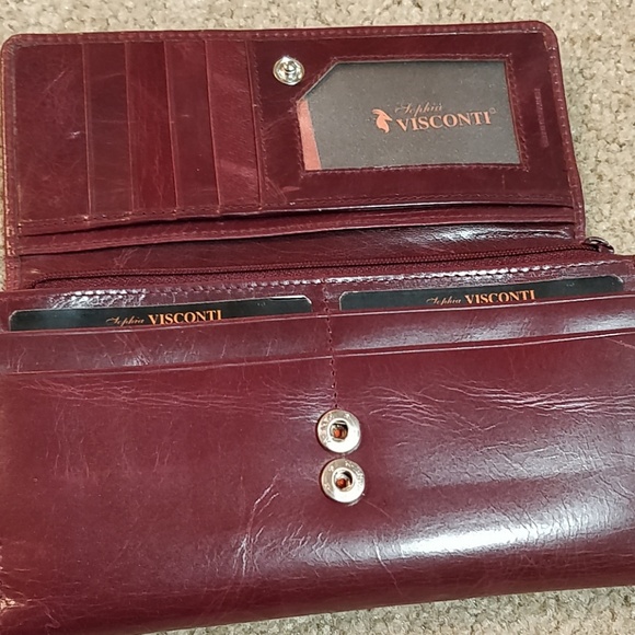 * Sophia Visconti Checkbook Wallet Leather - Picture 4 of 7